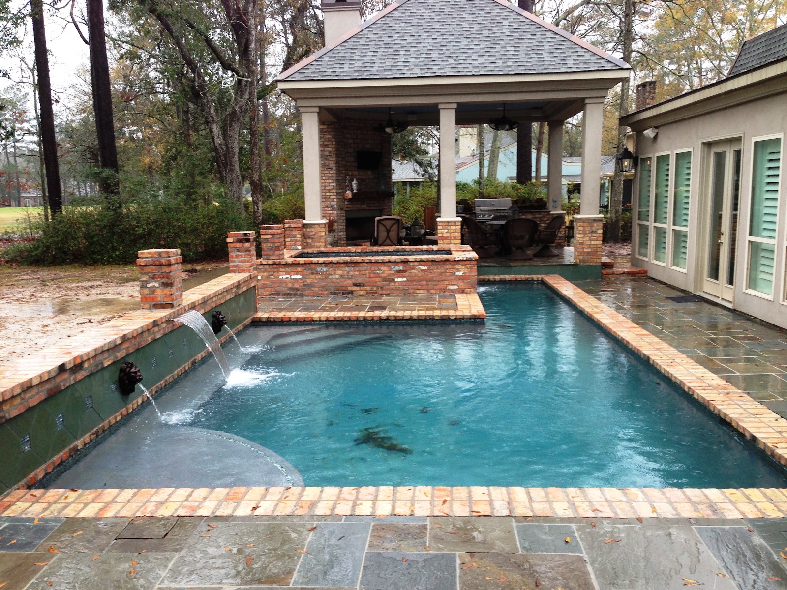 Luxury Backyard Resort - Baker